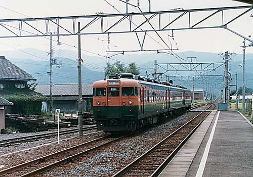 鉄道旅情に満ち溢れていた頃の紀伊富田駅