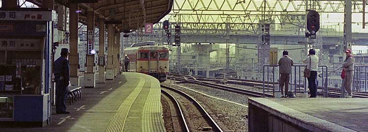 天王寺駅の長距離列車専用１・２番線